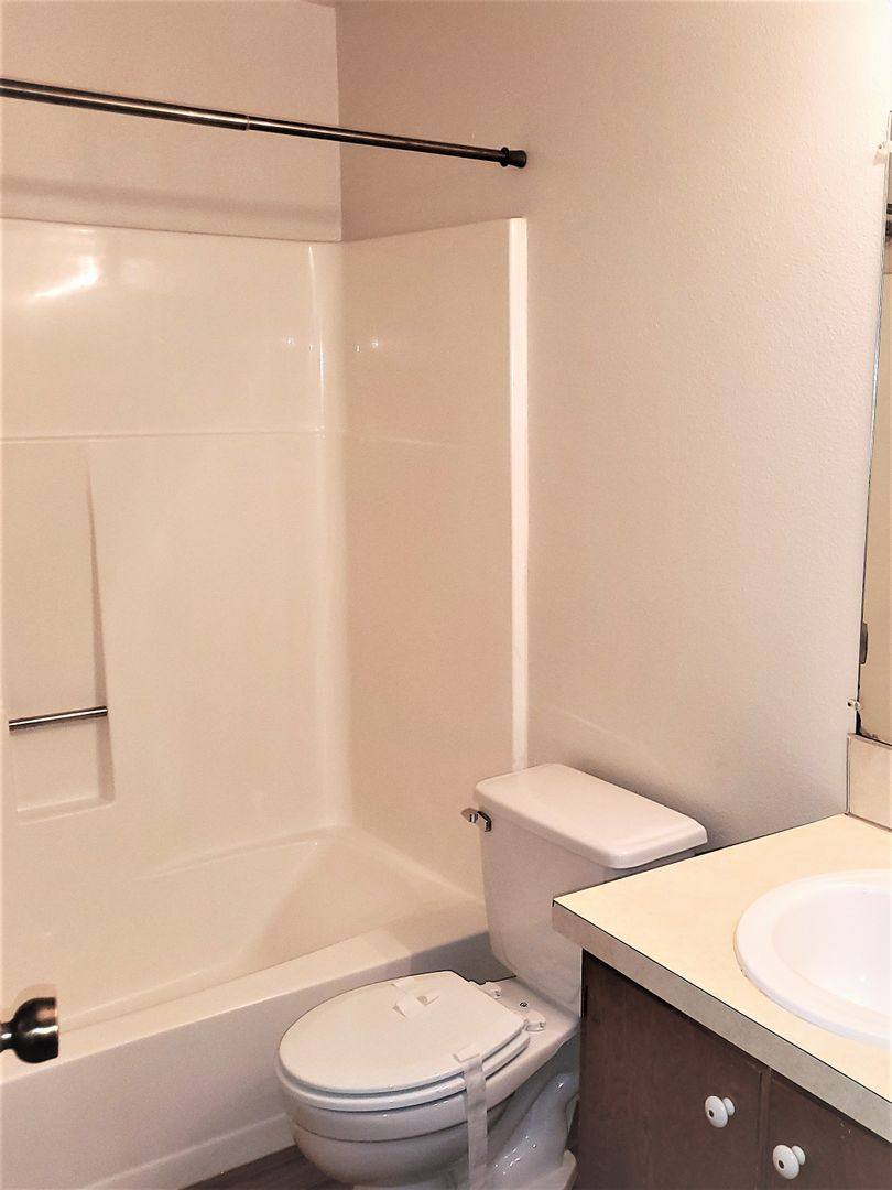 Apartment for rent at 10217-10223 NE 13th Ave, Vancouver, WA 98686