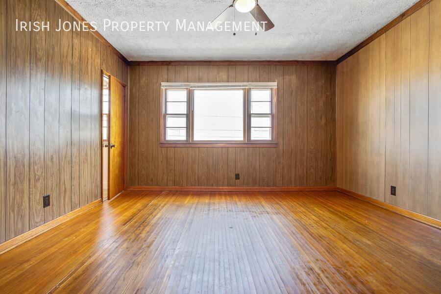 Apartment for rent at 494 S Ogden St #2, Buffalo, NY 14206