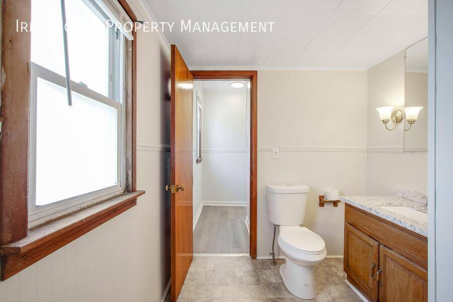 Apartment for rent at 494 S Ogden St #2, Buffalo, NY 14206