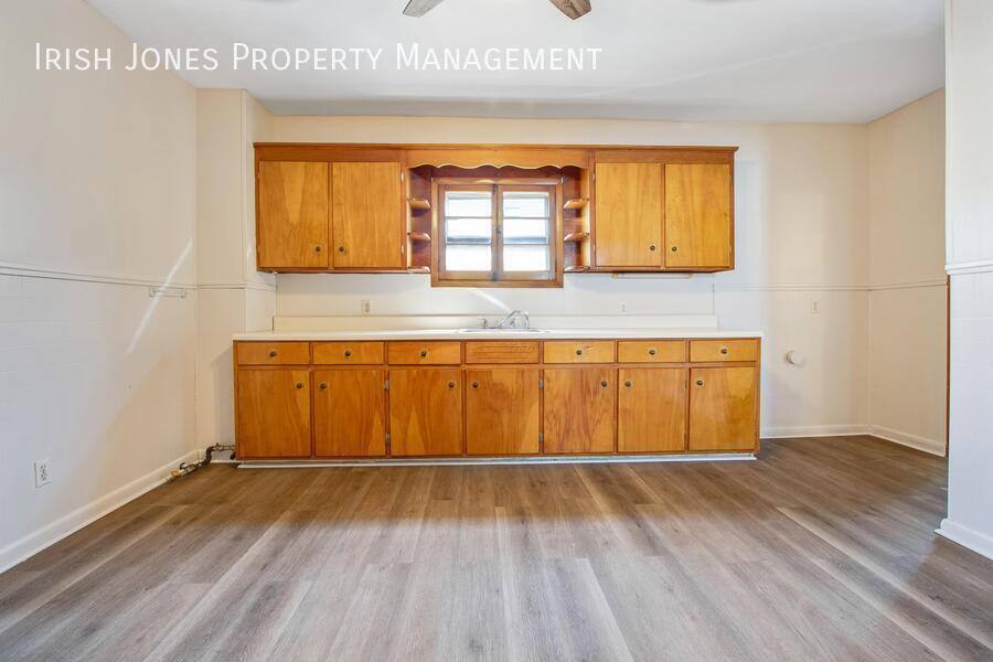 Apartment for rent at 494 S Ogden St #2, Buffalo, NY 14206