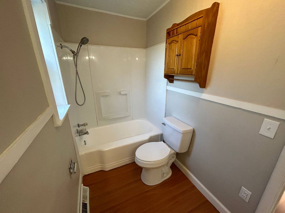 House for rent at 362 Three Rivers Parkway Aka River Rd, Addyston, OH 45001
