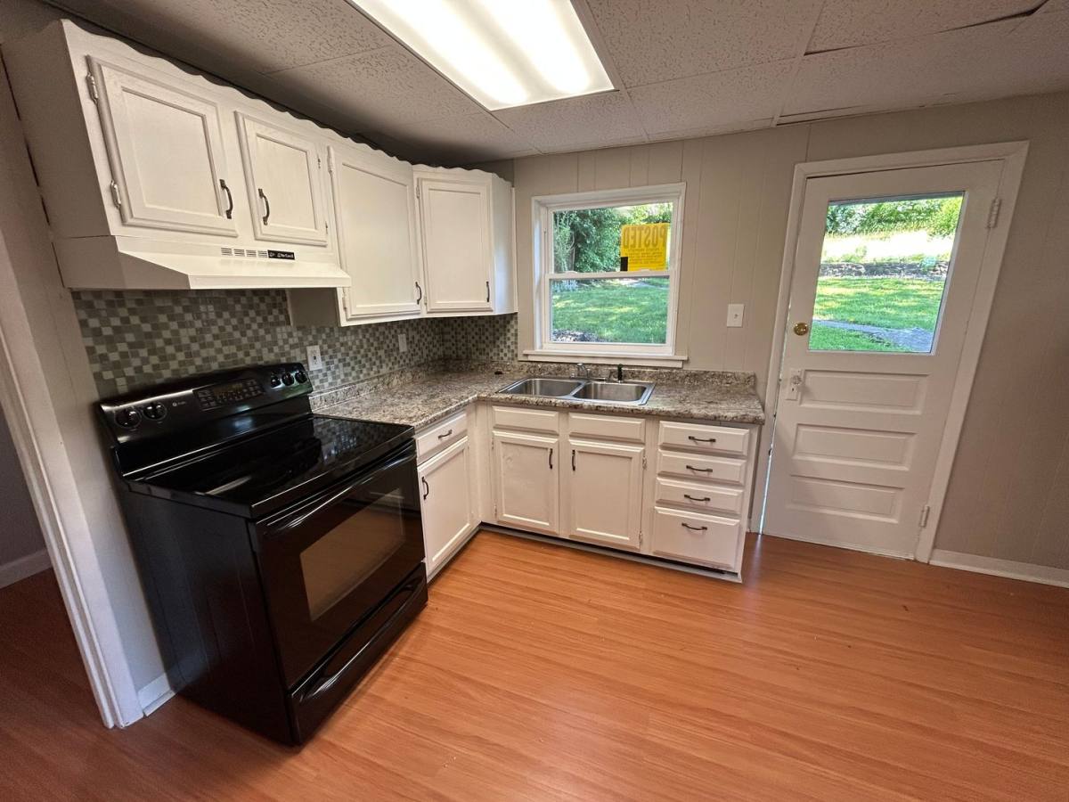 House for rent at 362 Three Rivers Parkway Aka River Rd, Addyston, OH 45001