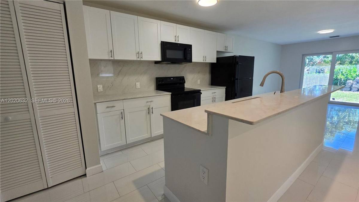 House for rent at 1068 NW 112th St, Miami, FL 33168