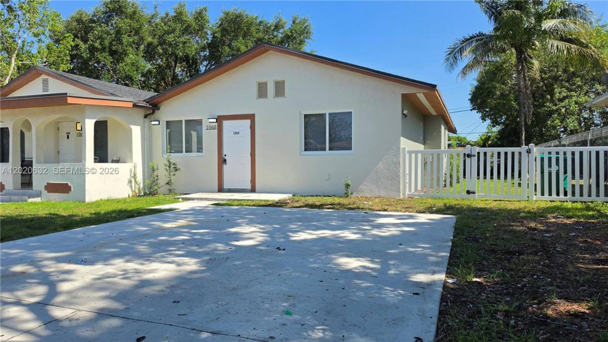 House for rent at 1068 NW 112th St, Miami, FL 33168