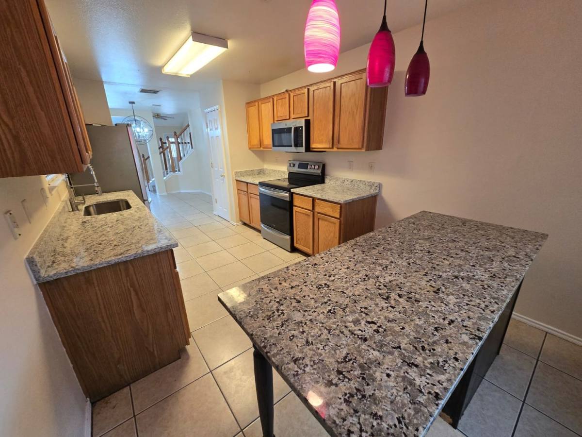 House for rent at 566 Rattler Bluff, San Antonio, TX 78251