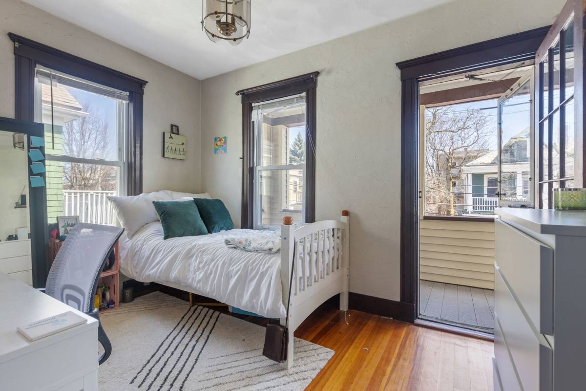 Apartment for rent at 34 Linden #4, Brookline, MA 02445