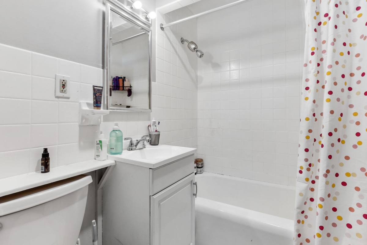Apartment for rent at 34 Linden #4, Brookline, MA 02445