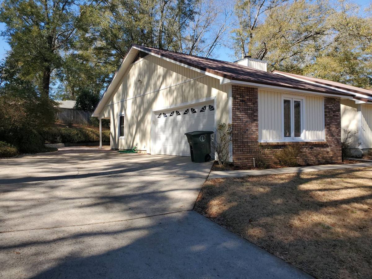 House for rent at 111 Liveoak Dr, Enterprise, AL 36330