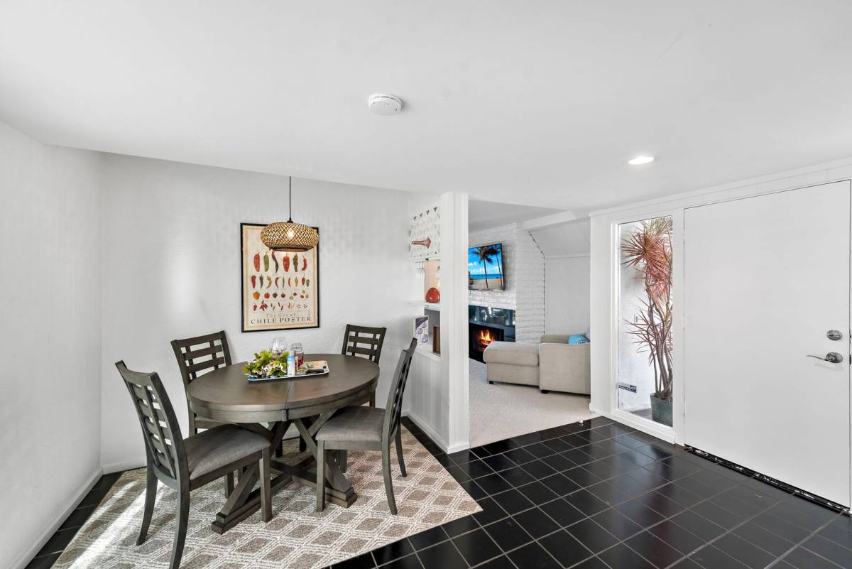 Apartment for rent at 1707 W Balboa Blvd, Newport Beach, CA 92663
