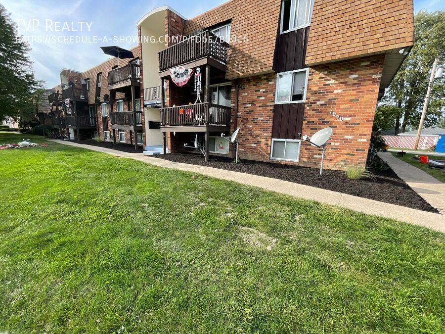 Apartment for rent at 1040 G Tower Blvd, Lorain, OH 44052