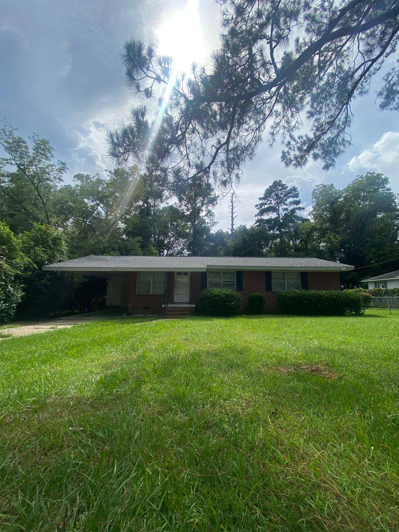 House for rent at 216 N Lipona, Tallahassee, FL 32304