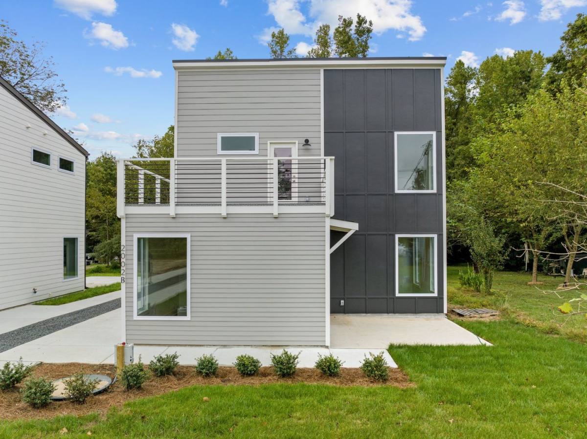 House for rent at 2002-B Riddle Rd, Durham, NC 27713
