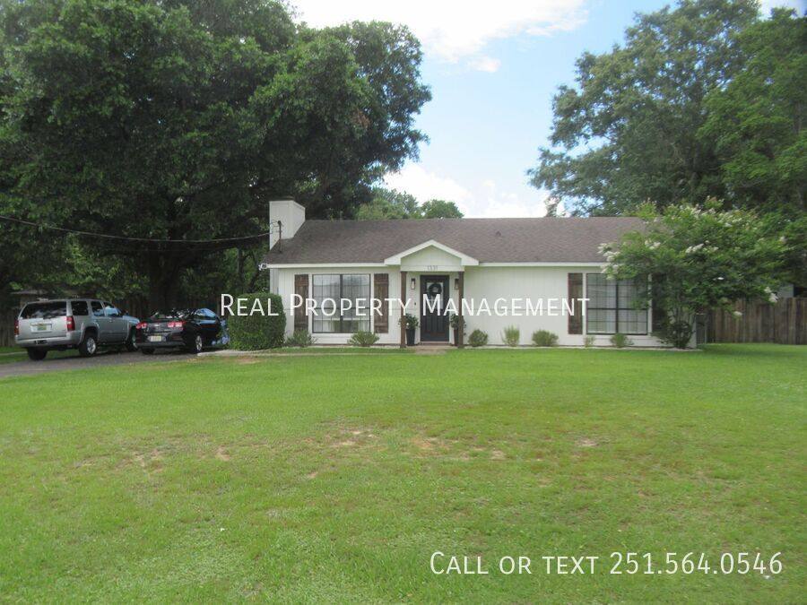 House for rent at 1331 Repoll Rd, Mobile, AL 36695