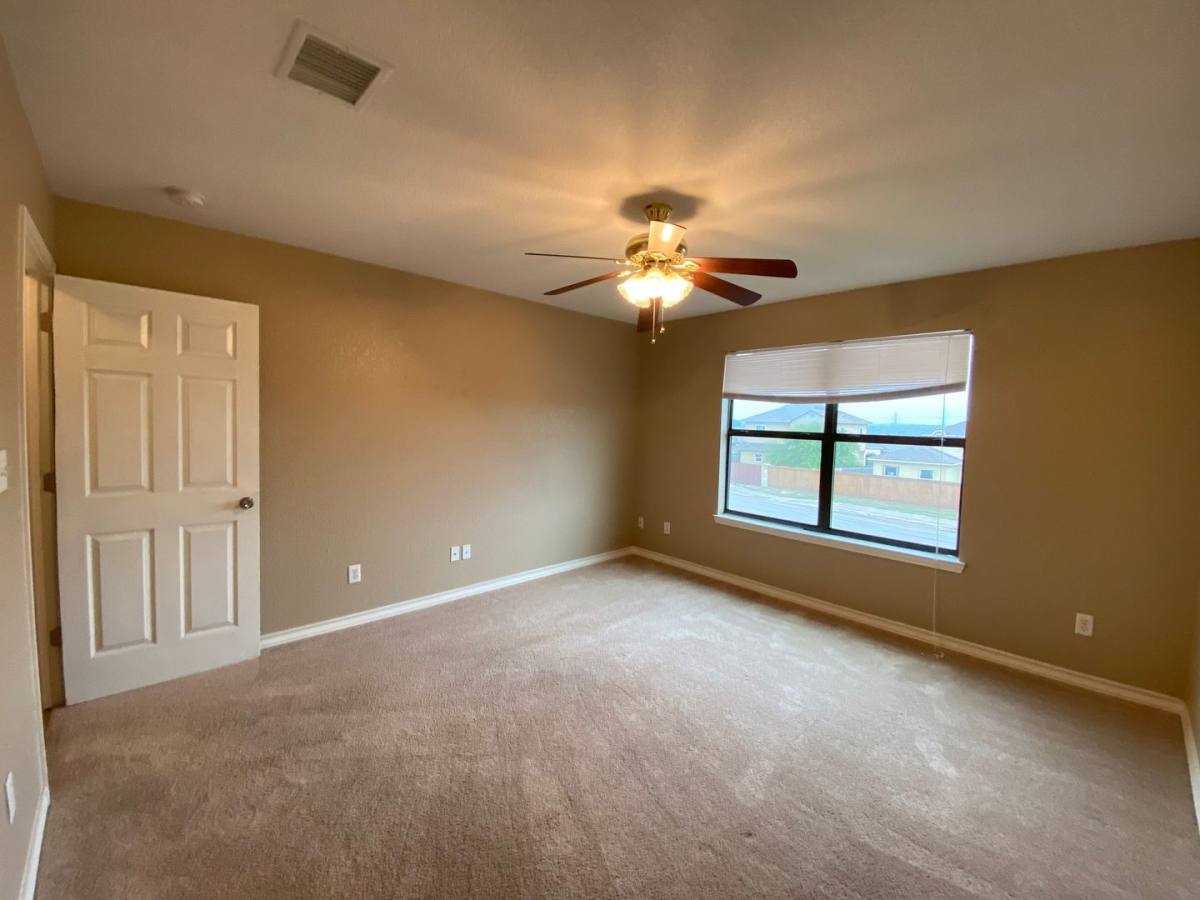 Townhouse for rent at 11447 Creek Eagle, San Antonio, TX 78245
