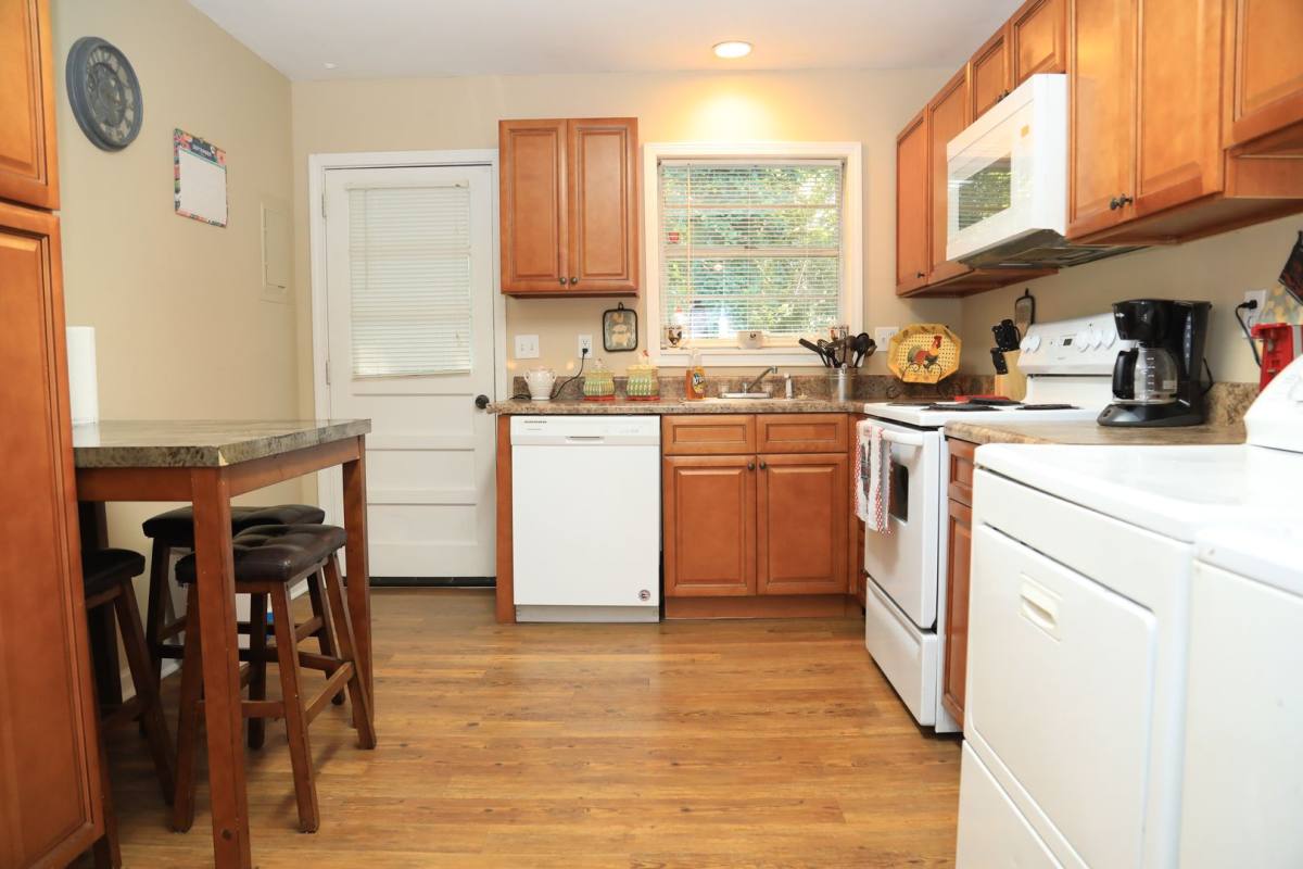 Apartment for rent at 258 Forrest Ave, Calhoun, GA 30701