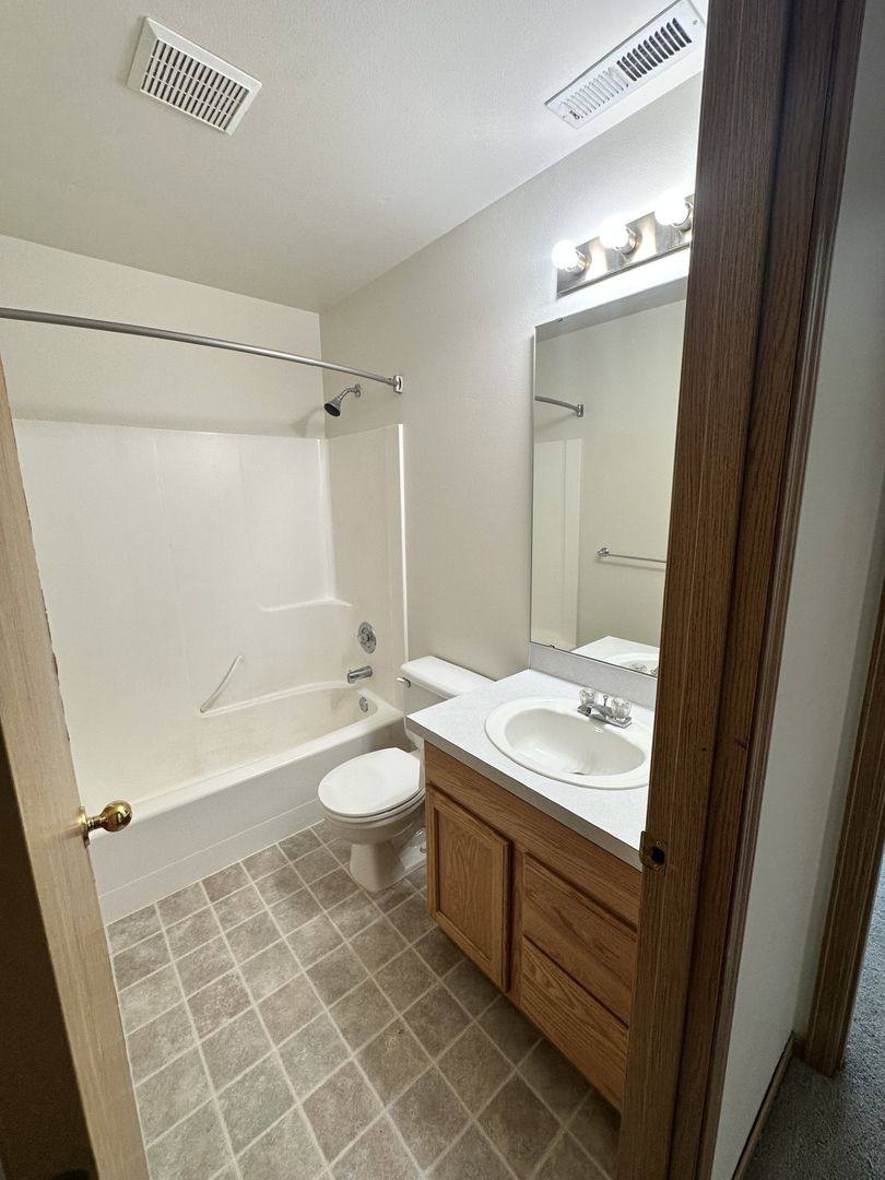 House for rent at 4914 Sinai Dr, Pasco, WA 99301