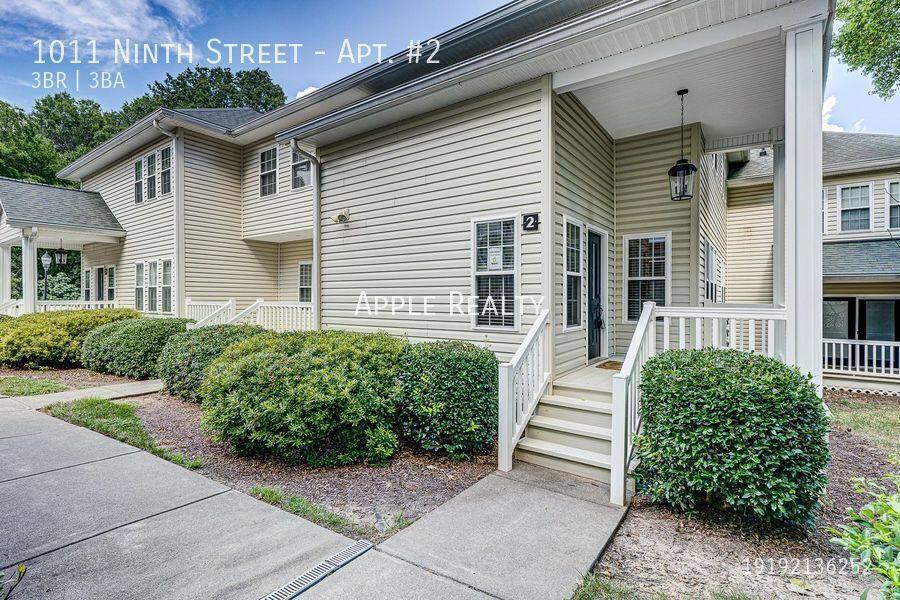 Townhouse for rent at 1011 Ninth St, Durham, NC 27705