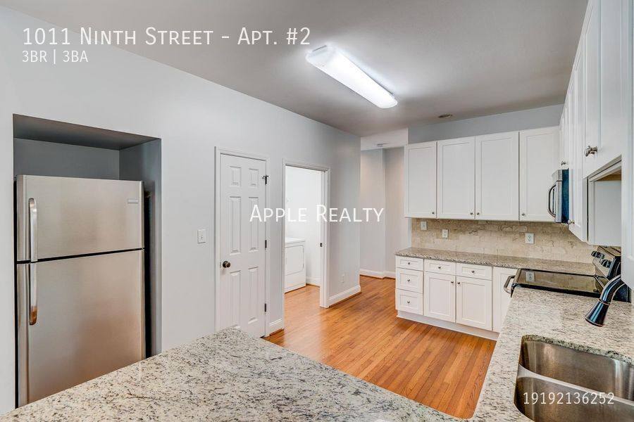 Townhouse for rent at 1011 Ninth St, Durham, NC 27705