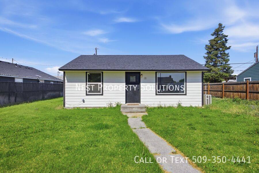 House for rent at 11 Ivy St NE, Moses Lake, WA 98837