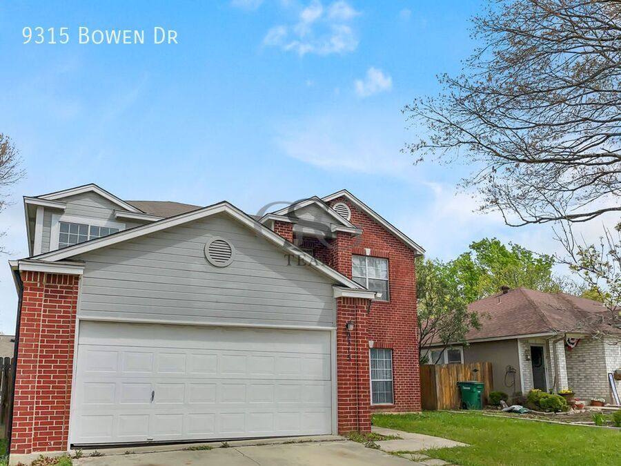 House for rent at 9315 Bowen Dr, San Antonio, TX 78250