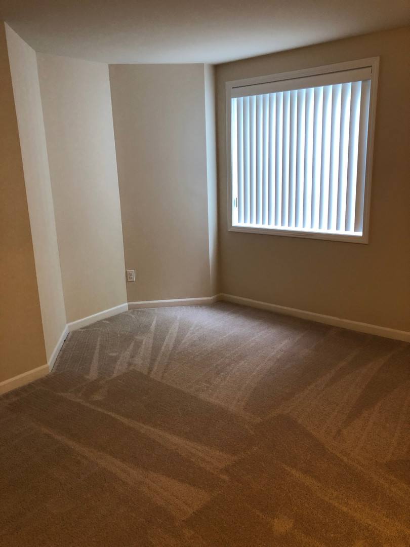 Apartment for rent at 8167 Promenade Dr, Utica, MI 48316