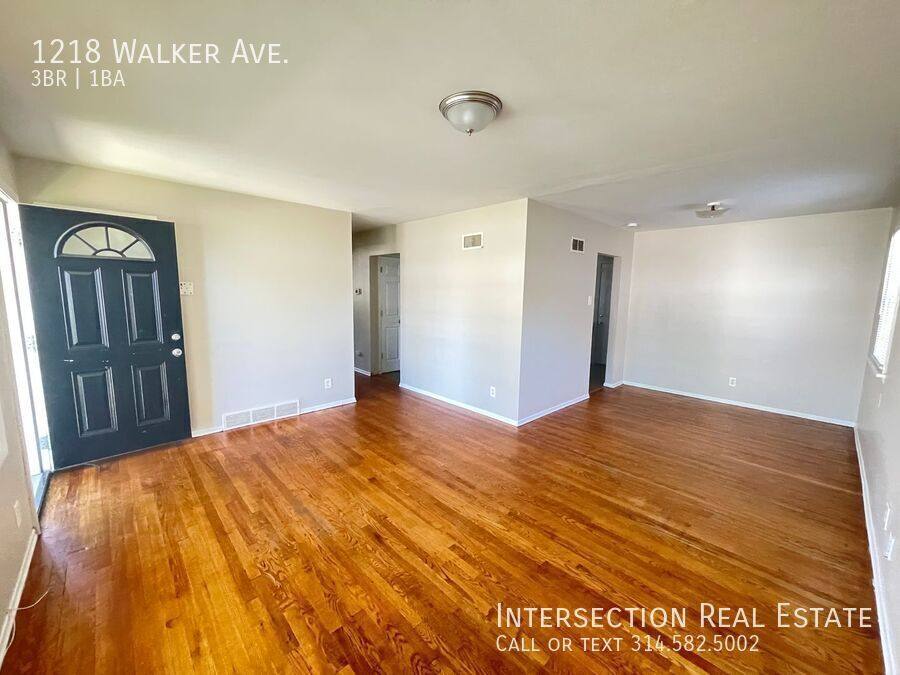 House for rent at 1218 Walker Ave, Saint Louis, MO 63138