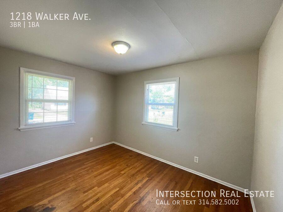 House for rent at 1218 Walker Ave, Saint Louis, MO 63138