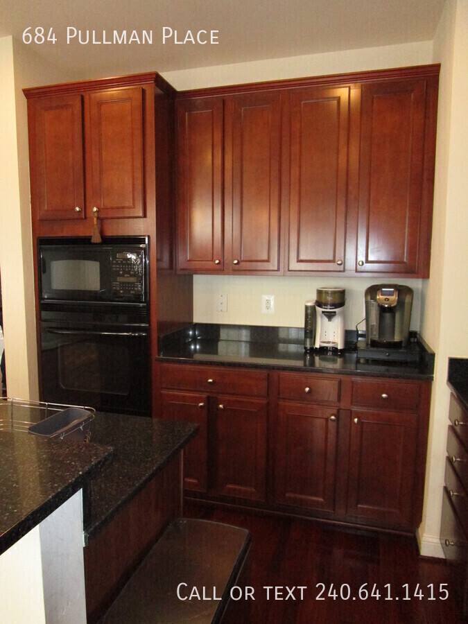 Townhouse for rent at 684 Pullman Place, Gaithersburg, MD 20877