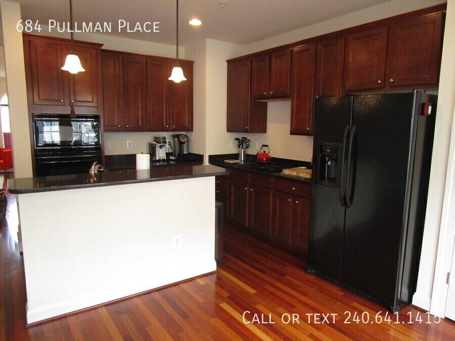 Townhouse for rent at 684 Pullman Place, Gaithersburg, MD 20877