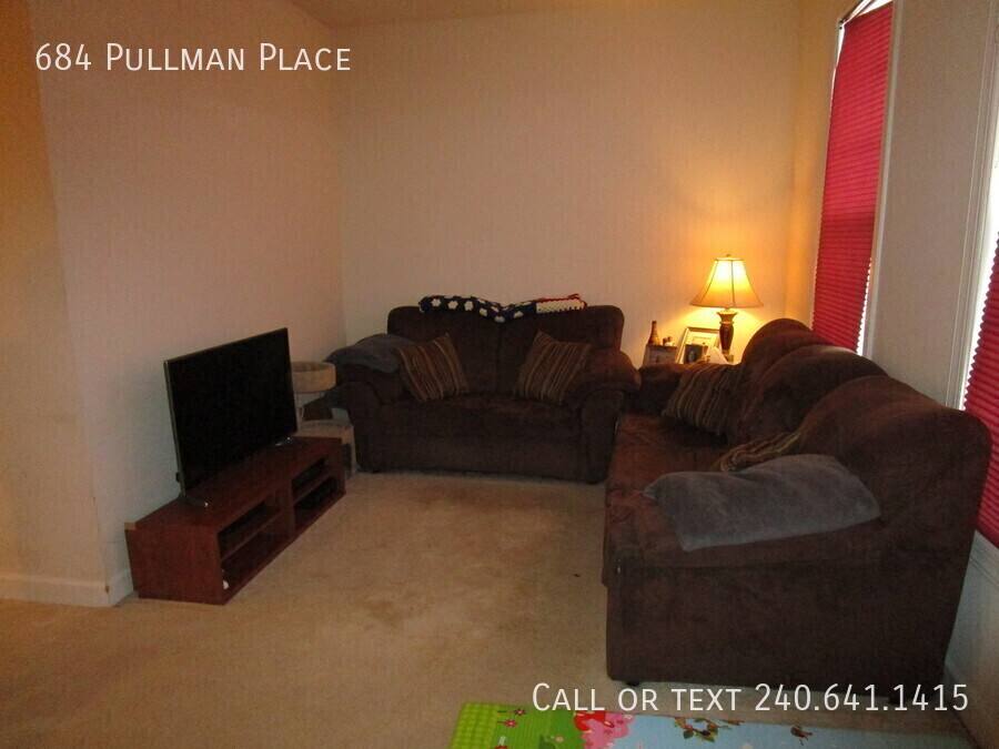 Townhouse for rent at 684 Pullman Place, Gaithersburg, MD 20877