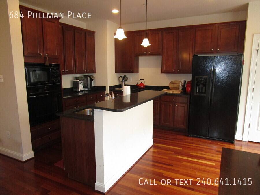 Townhouse for rent at 684 Pullman Place, Gaithersburg, MD 20877