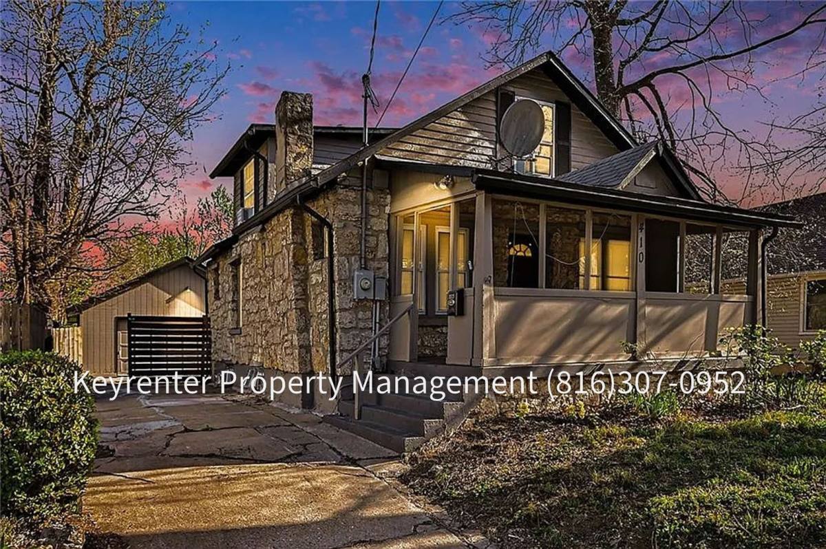 House for rent at 410 E Kansas Ave, Independence, MO 64050