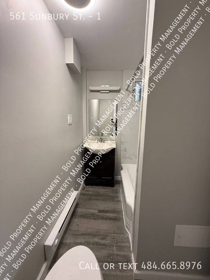 Apartment for rent at 561 Sunbury St #1, Minersville, PA 17954