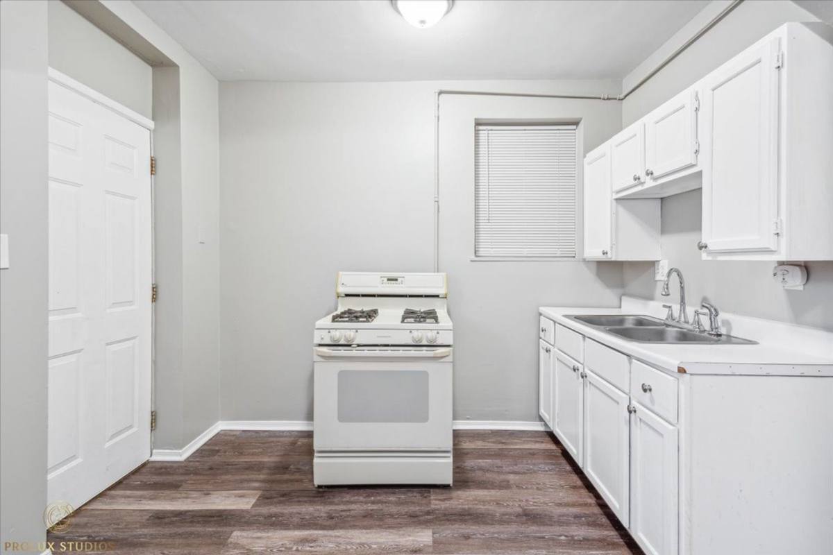 Apartment for rent at 5041 W 18th St #8, Cicero, IL 60804
