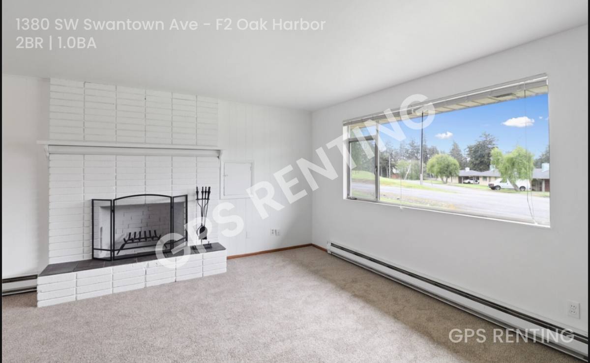 Apartment for rent at 1380 SW Swantown Ave #F2, Oak Harbor, WA 98277