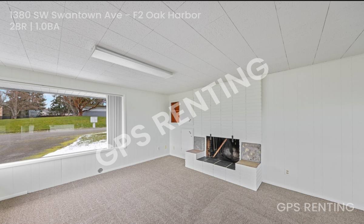 Apartment for rent at 1380 SW Swantown Ave #F2, Oak Harbor, WA 98277