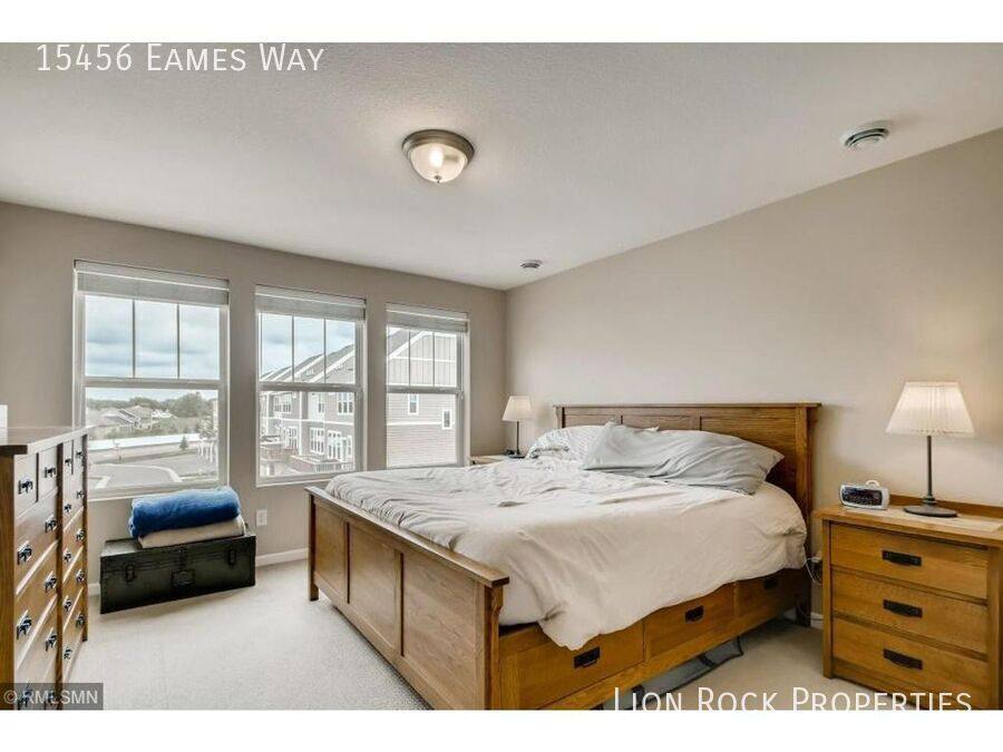 Townhouse for rent at 15456 Eames Way, Saint Paul, MN 55124