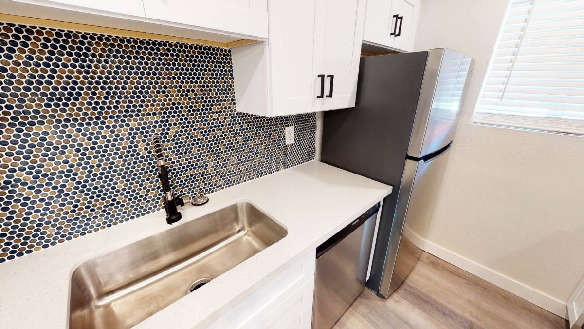 Apartment for rent at 1621 W Denton Lane, Phoenix, AZ 85015