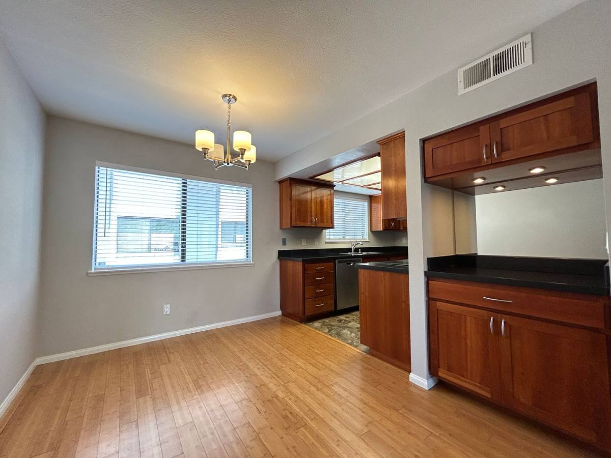Townhouse for rent at 2202 N Broadway, Santa Ana, CA 92706