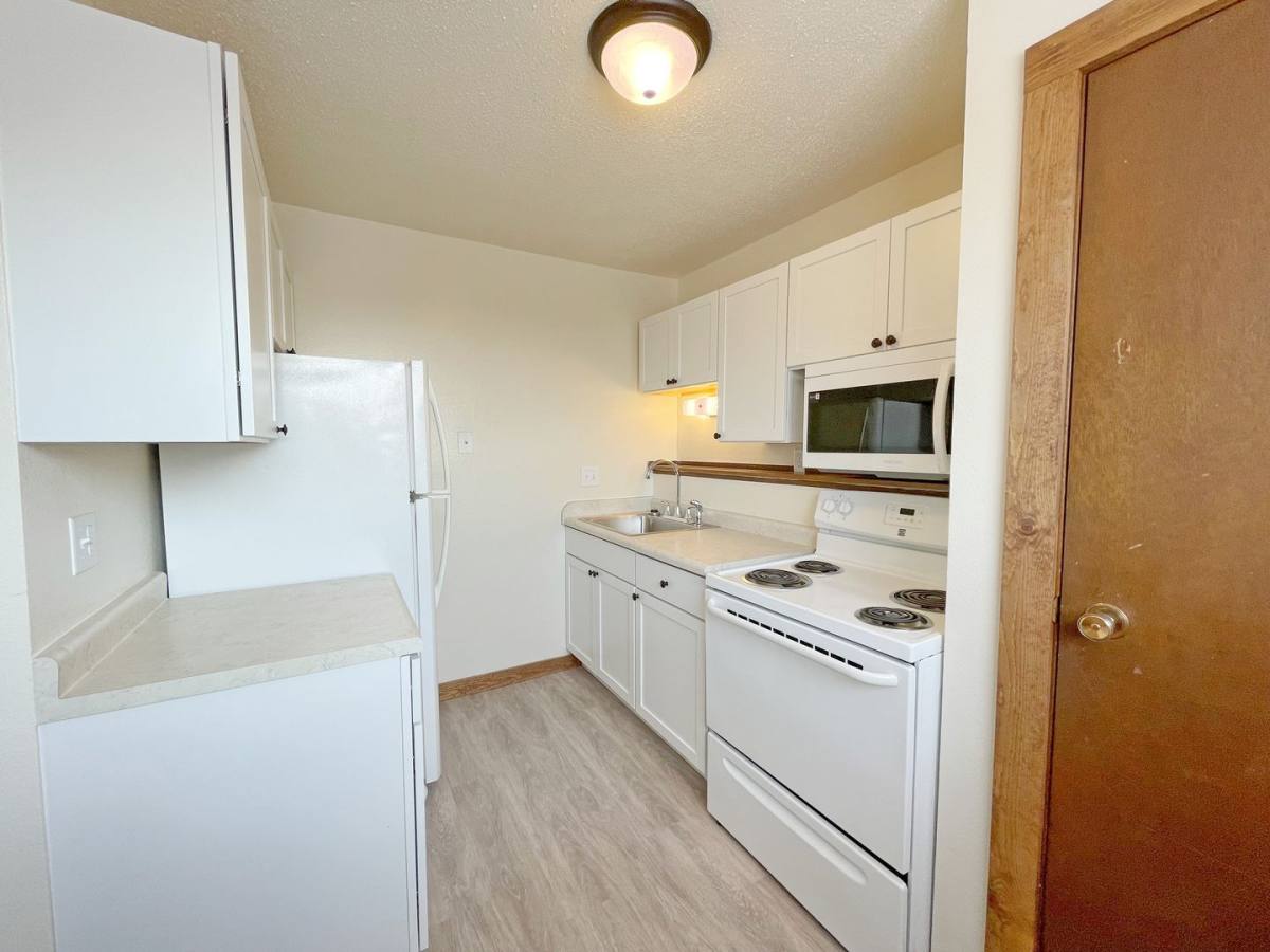 Apartment for rent at 1200 Glacial Dr, Minot, ND 58703