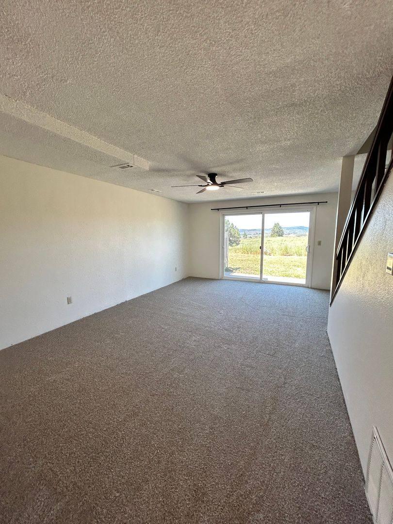 Apartment for rent at 834 Homedale Rd, Klamath Falls, OR 97603
