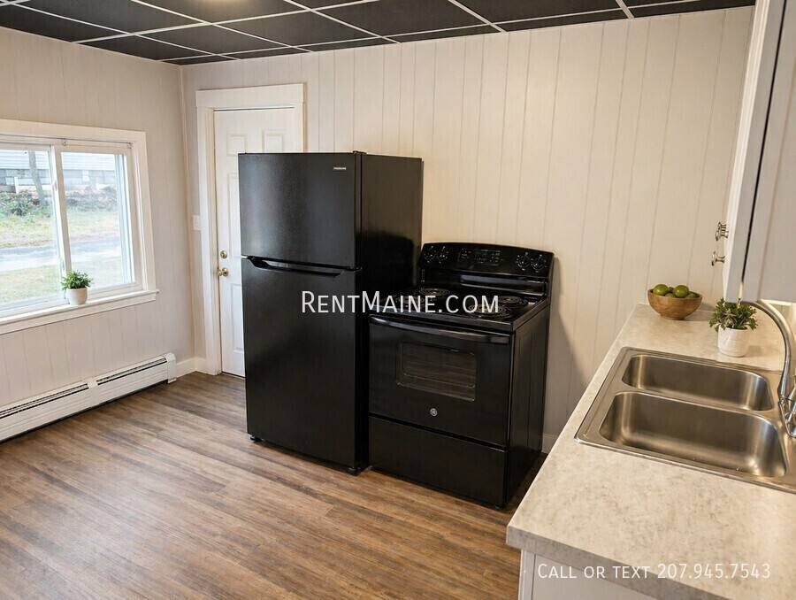Apartment for rent at 468 Union St #2, Bangor, ME 04401