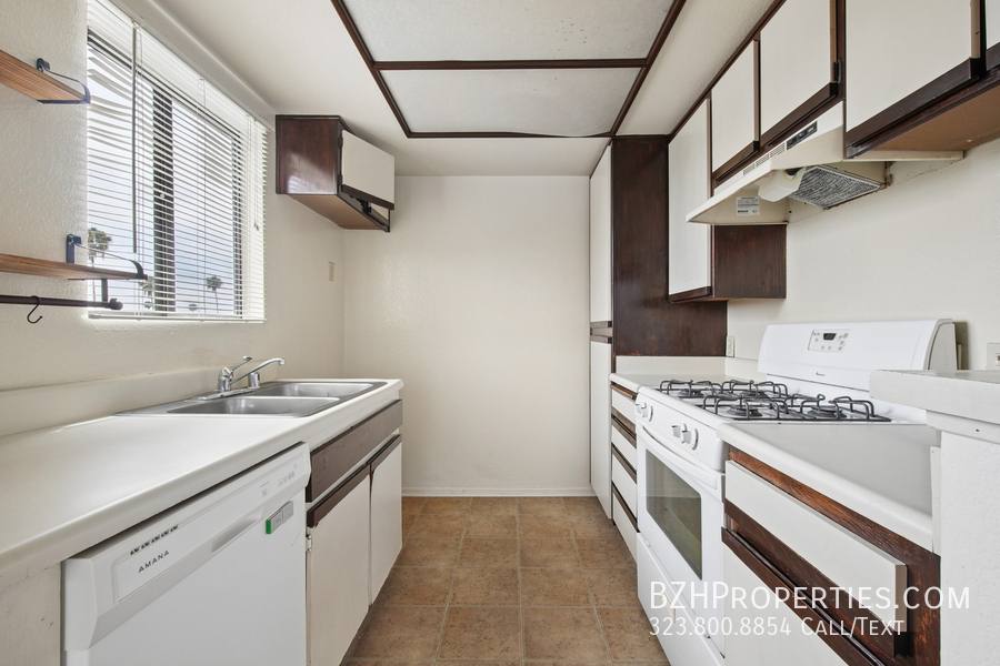 Condo for rent at 1519 N Martel Ave #202, Los Angeles, CA 90046