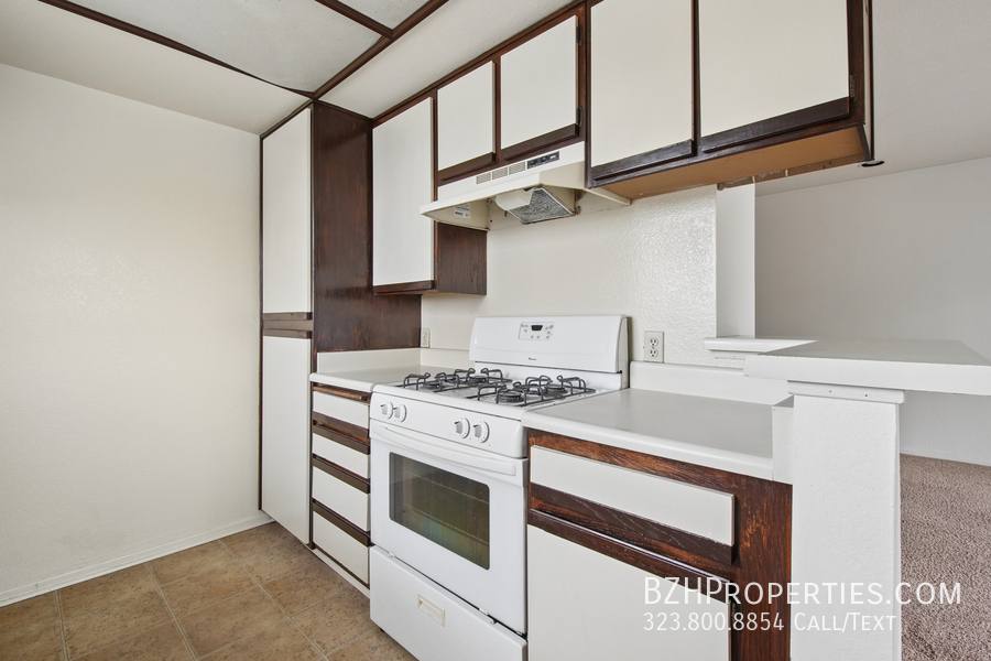Condo for rent at 1519 N Martel Ave #202, Los Angeles, CA 90046