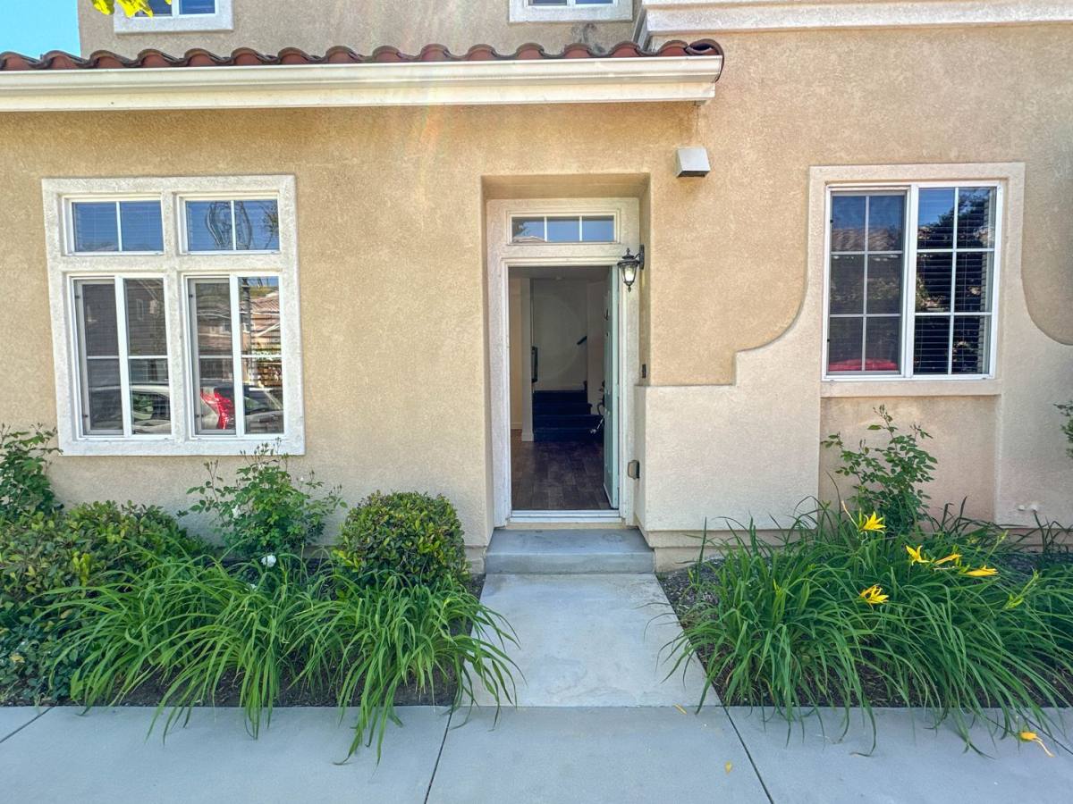 House for rent at 24623 Montevista Circle, Valencia, CA 91354