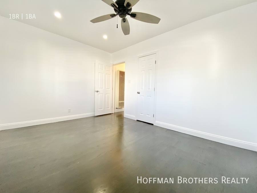 Apartment for rent at 1830 S Cloverdale Ave #4, Los Angeles, CA 90019