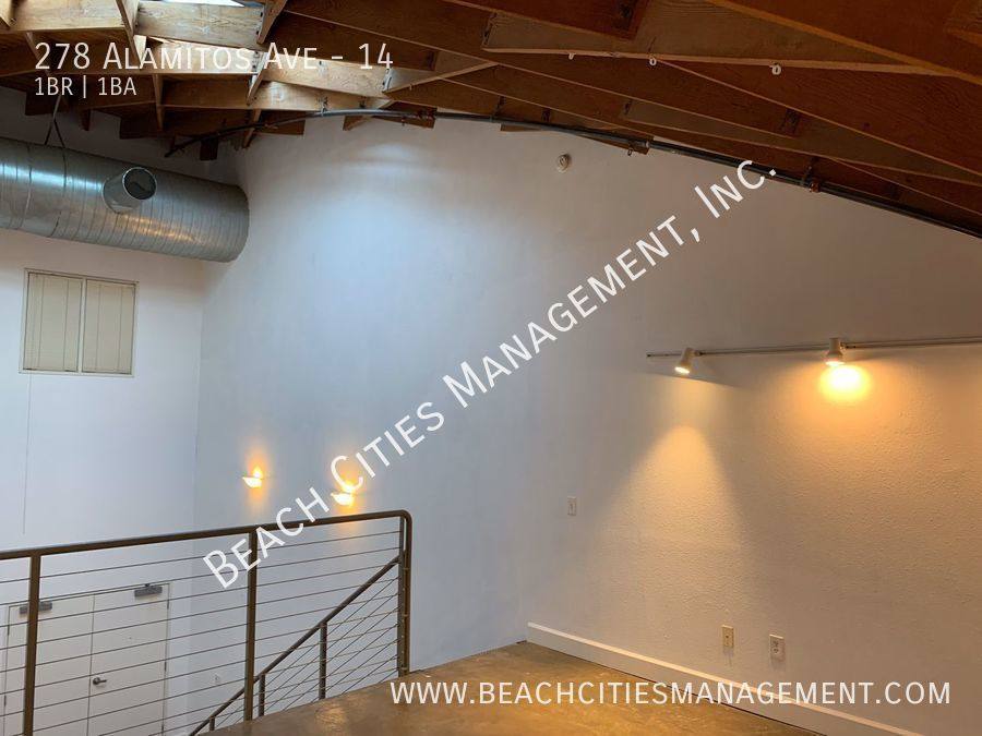 Apartment for rent at 278 Alamitos Ave #14, Long Beach, CA 90802