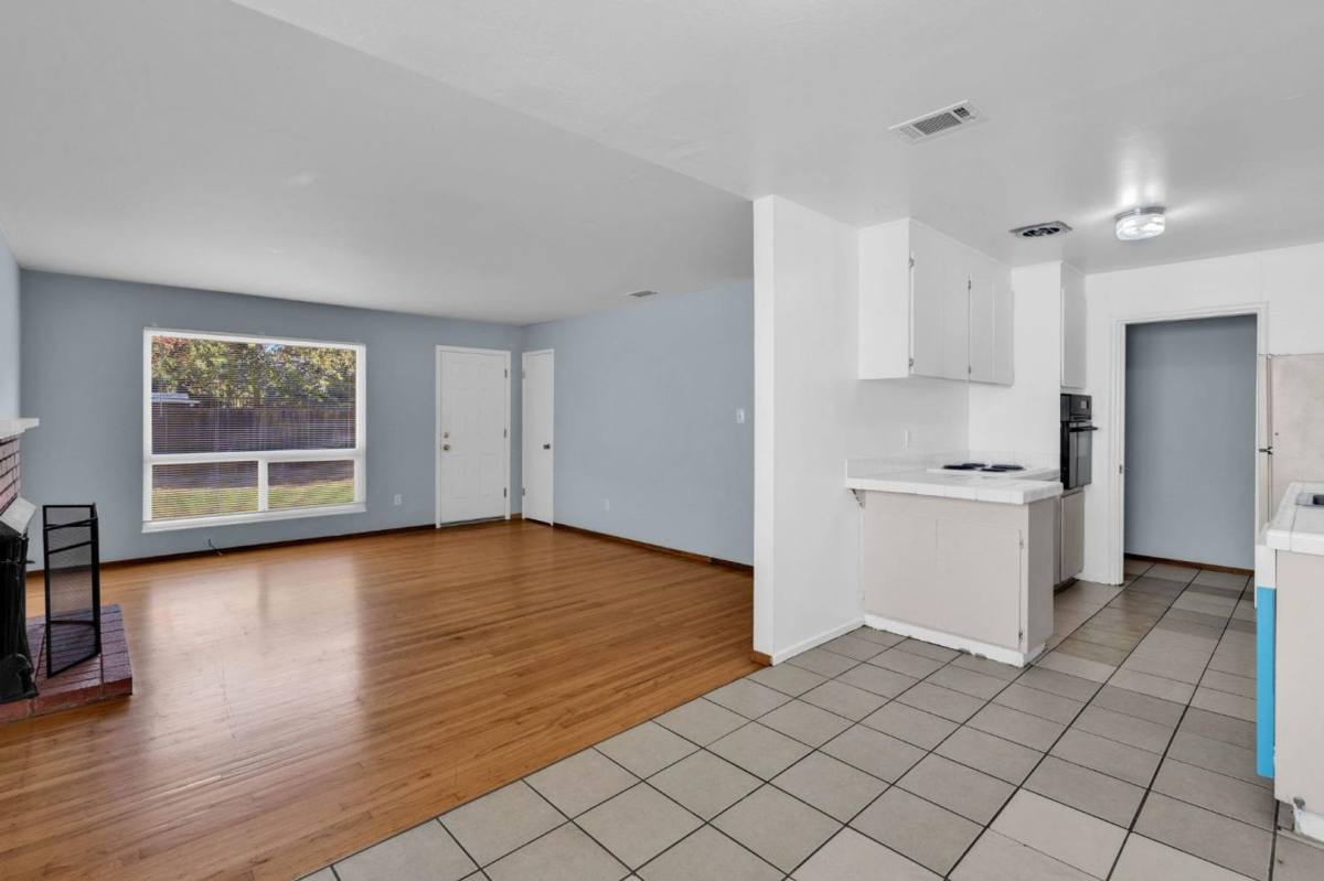 Apartment for rent at 1714 Pole Line, Davis, CA 95618