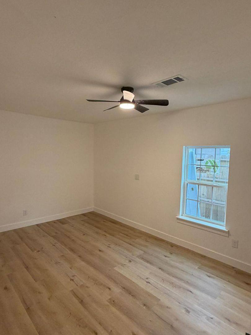 House for rent at 1629 Demaree Lane, Houston, TX 77029