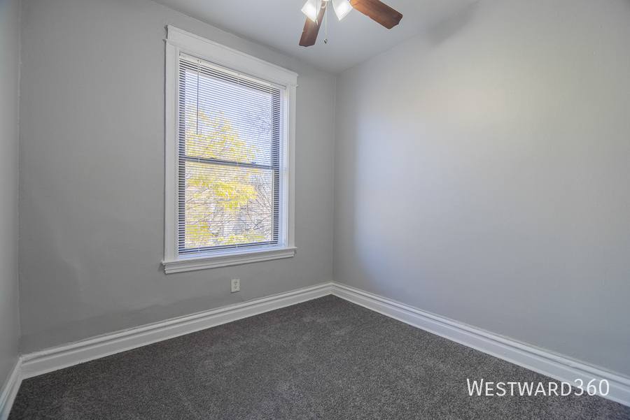 Apartment for rent at 5610 S Michigan Ave #3N, Chicago, IL 60637